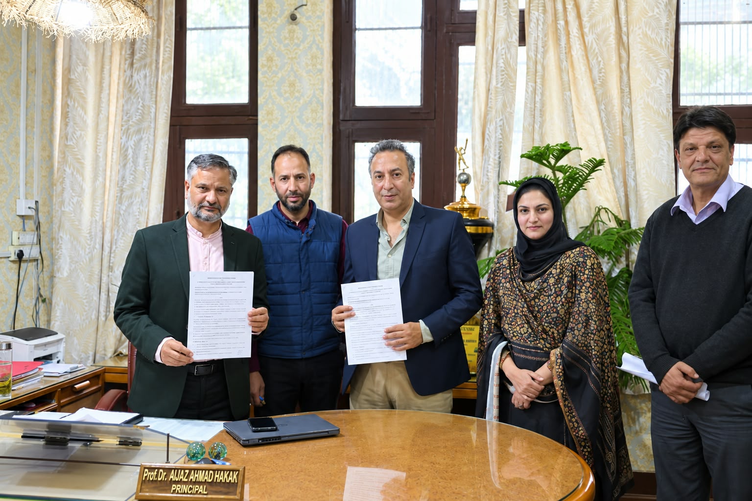 ICSC Signs MoU with EMLY LABS AI ACADEMY to promote AI Education Skill Development and Industry Academia Collaboration
